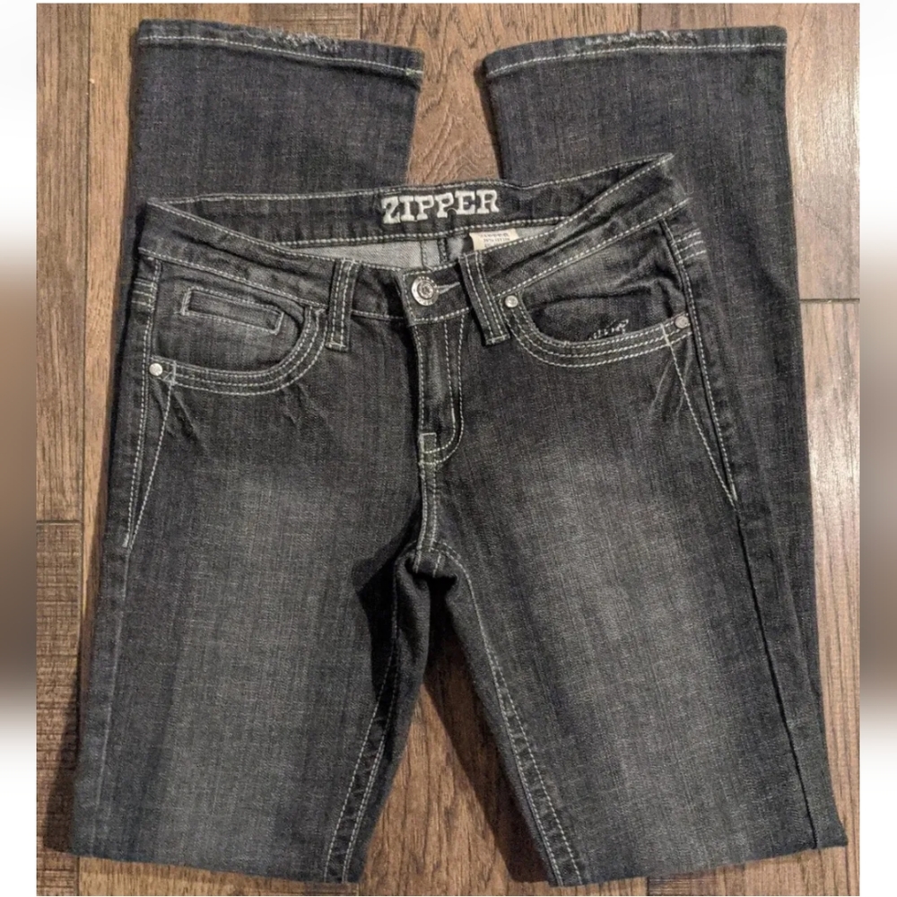 ZIPPER Brand Womens Dark Gray Wash Bootleg Jeans w/ Studs & Rhinestones - Size 5